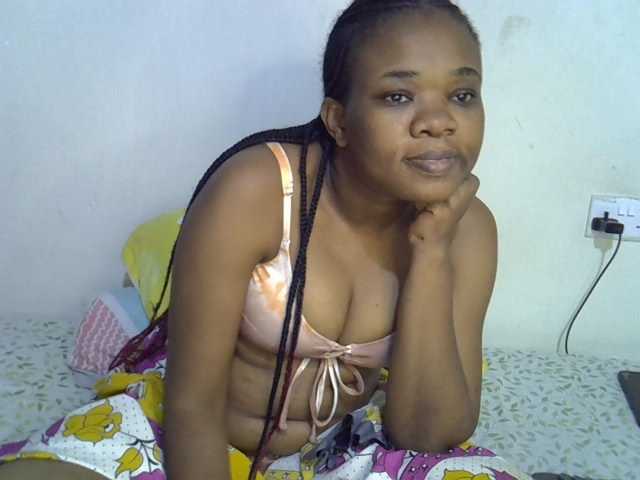 Ebonybootygirl live cam preview