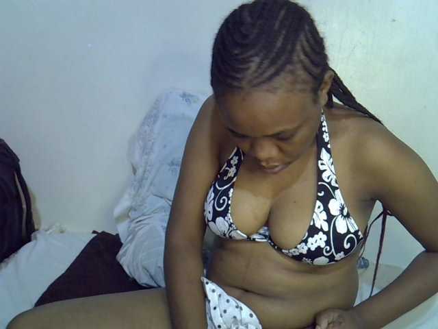 Ebonybootygirl live cam on BongaCams