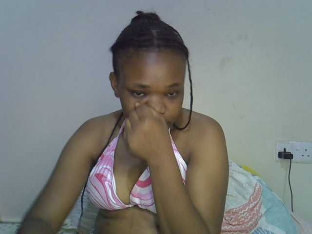 Ebonybootygirl live cam on BongaCams