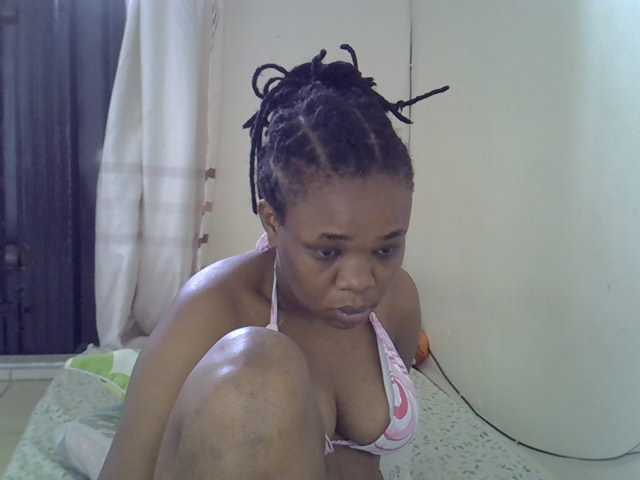 Ebonybootygirl live cam on BongaCams