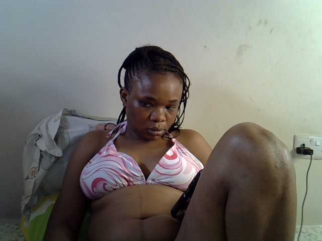 Ebonybootygirl live cam on BongaCams