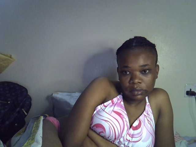 Ebonybootygirl live cam on BongaCams