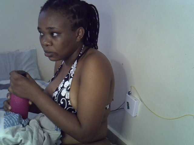 Ebonybootygirl live cam on BongaCams