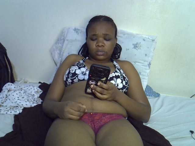 Ebonybootygirl live cam on BongaCams