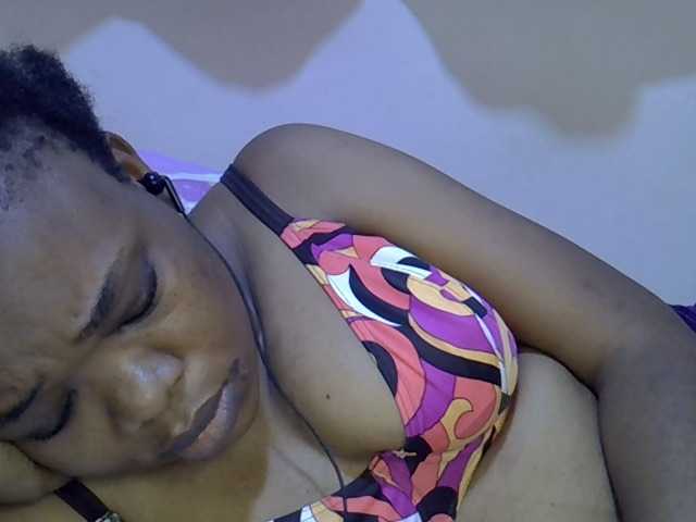 Ebonybootygirl