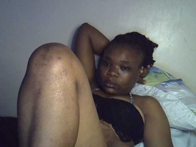 Ebonybootygirl Live-Cam auf BongaCams