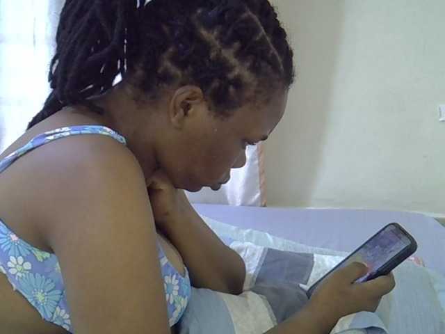 Ebonybootygirl, en vivo ahora en BongaCams