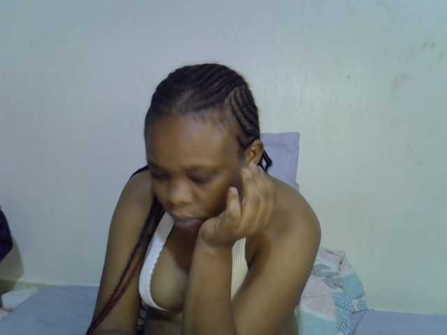 Ebonybootygirl live cam on BongaCams