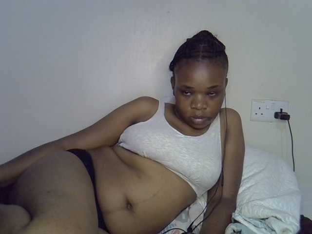 Ebonybootygirl live cam on BongaCams