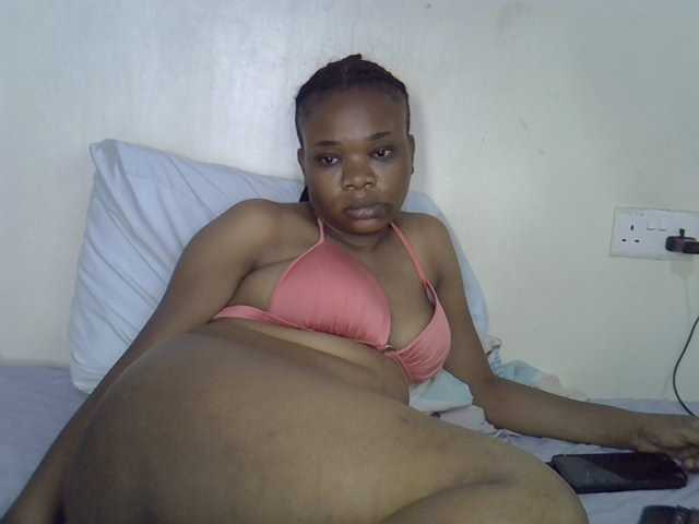 Ebonybootygirl live cam on BongaCams