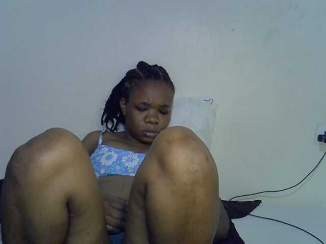 Ebonybootygirl live cam on BongaCams