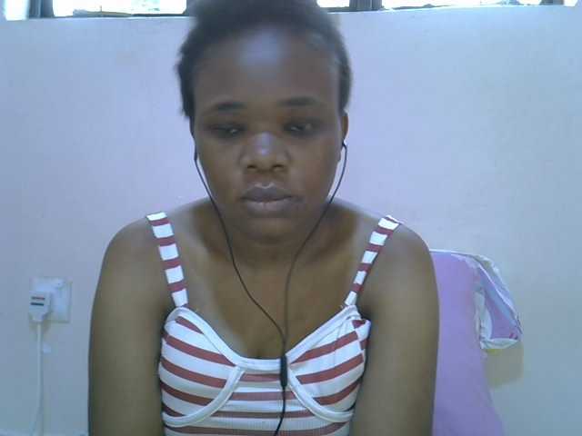 Ebonybootygirl live cam on BongaCams