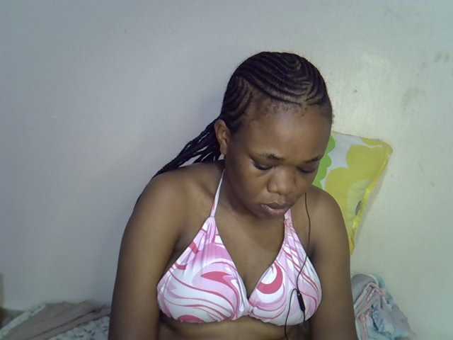 Ebonybootygirl live cam on BongaCams