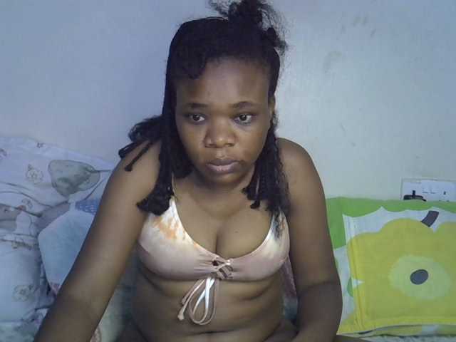Ebonybootygirl live cam on BongaCams