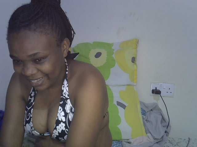Ebonybootygirl live cam on BongaCams