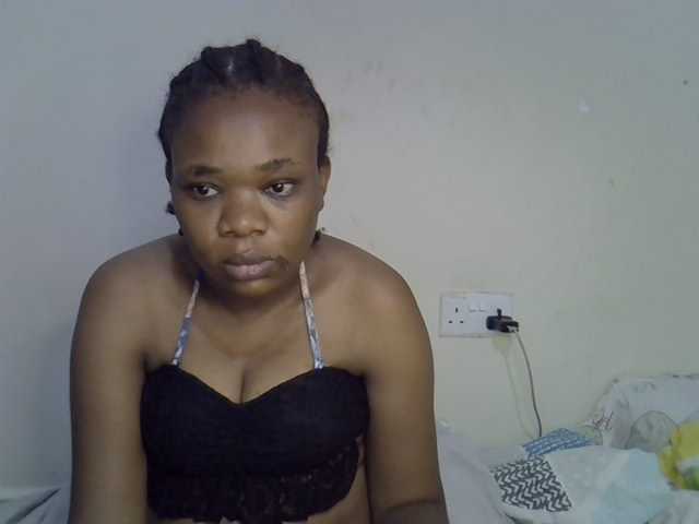 Ebonybootygirl live cam