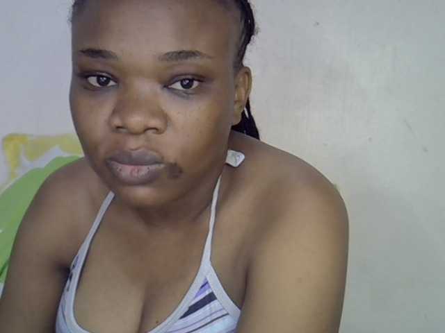 Ebonybootygirl live cam on BongaCams