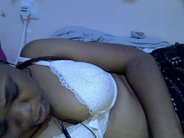 Ebonybootygirl