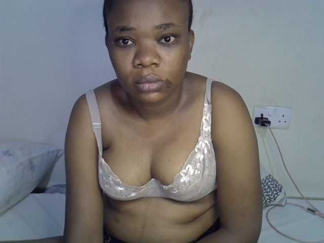 Ebonybootygirl live cam on BongaCams