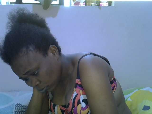 Ebonybootygirl live cam on BongaCams