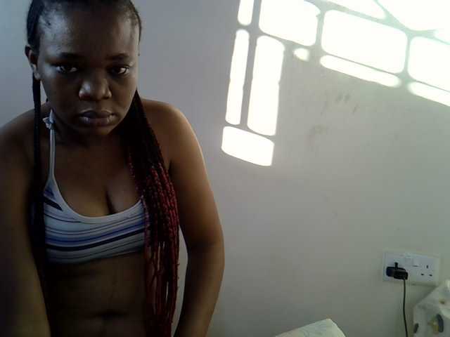 Ebonybootygirl live cam on BongaCams