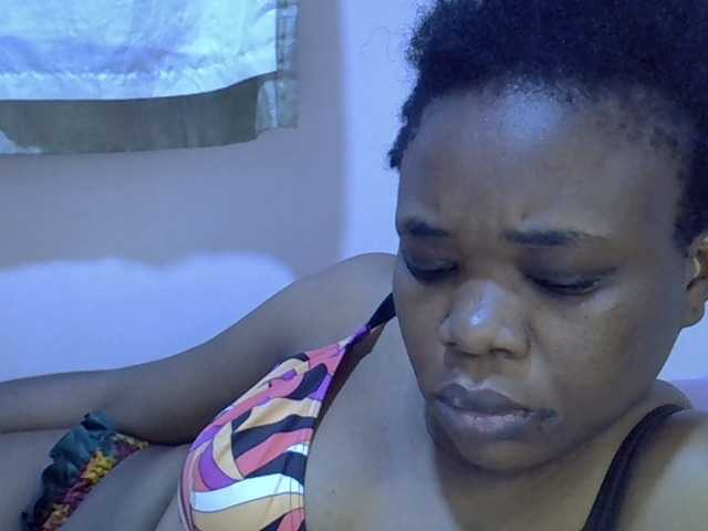 Ebonybootygirl live cam on BongaCams