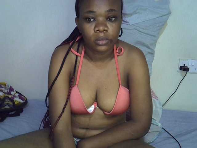 Ebonybootygirl live cam on BongaCams