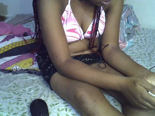 Ebonybootygirl live cam on BongaCams