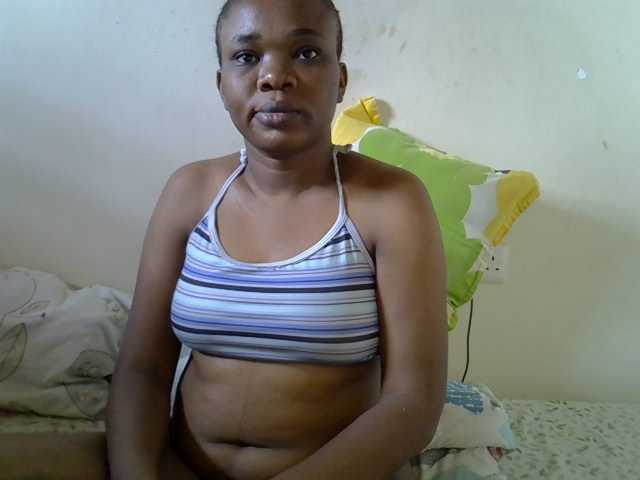 Ebonybootygirl live webcam show