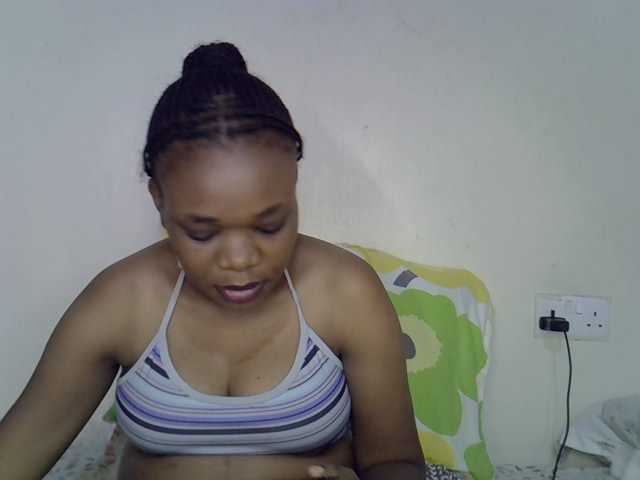 Ebonybootygirl live cam on BongaCams