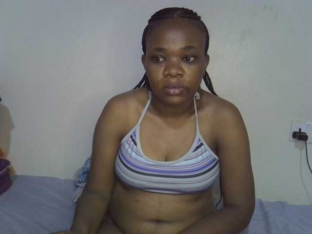 Ebonybootygirl live cam on BongaCams