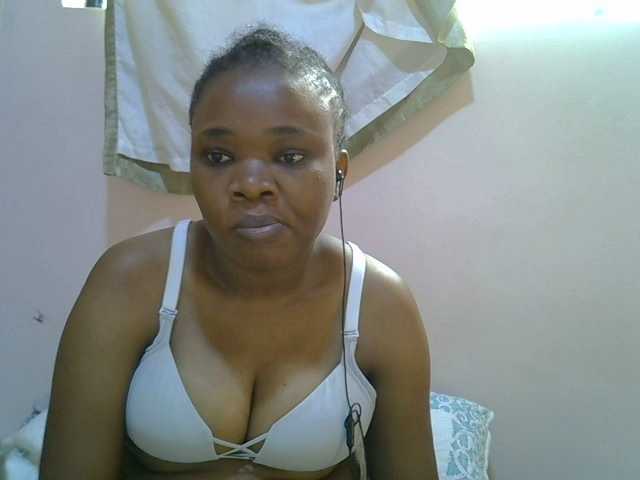 Ebonybootygirl's BongaCams show and profile