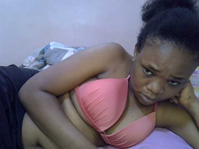 Ebonybootygirl live cam on BongaCams