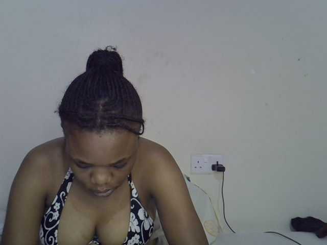 Ebonybootygirl live cam on BongaCams