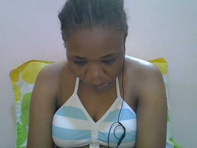 Ebonybootygirl live cam on BongaCams