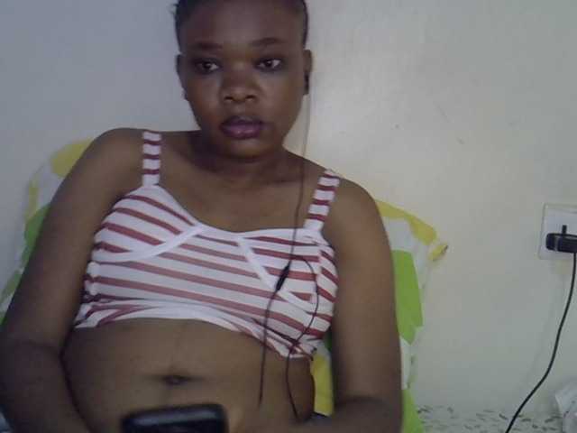 Ebonybootygirl live cam on BongaCams