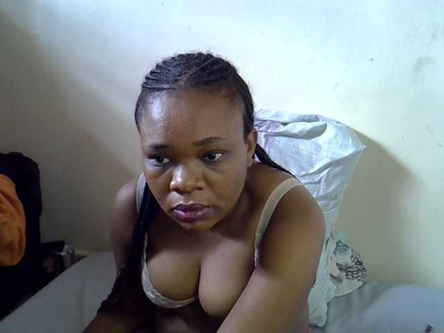 Ebonybootygirl live cam on BongaCams
