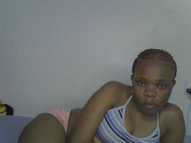 Ebonybootygirl live cam on BongaCams