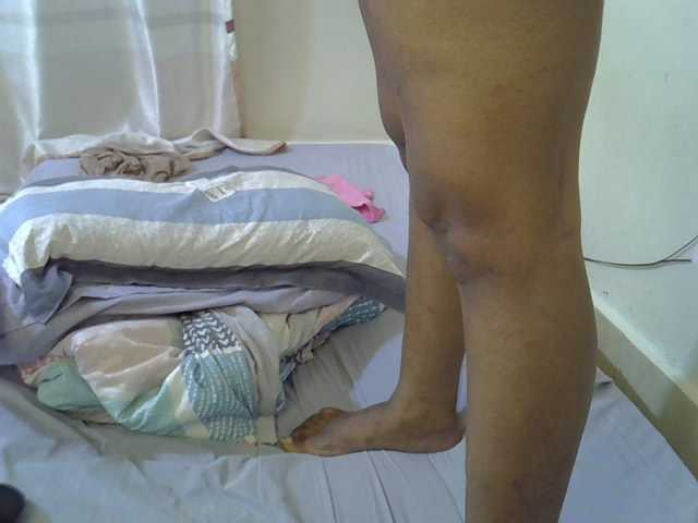 Ebonybootygirl live cam on BongaCams
