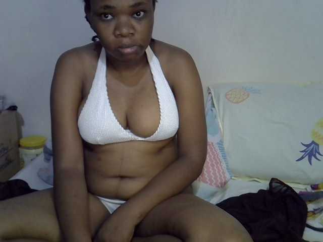 Ebonybootygirl live cam on BongaCams