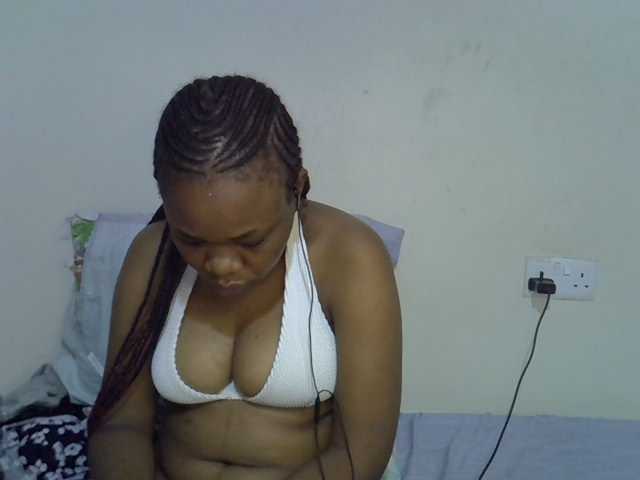 Ebonybootygirl live cam on BongaCams