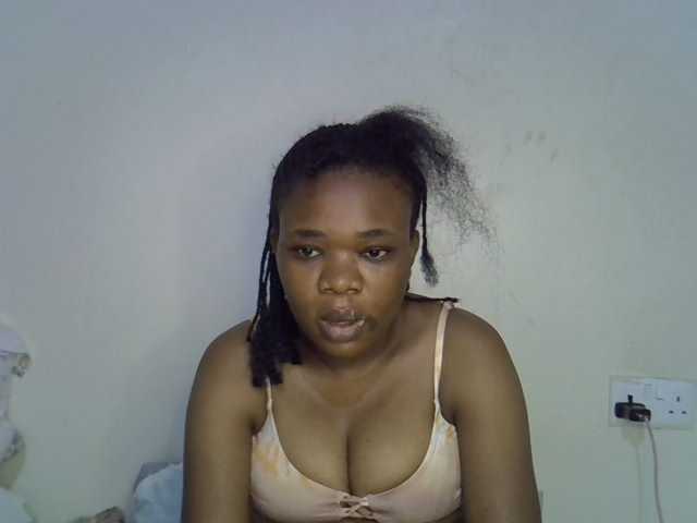 Ebonybootygirl live cam on BongaCams