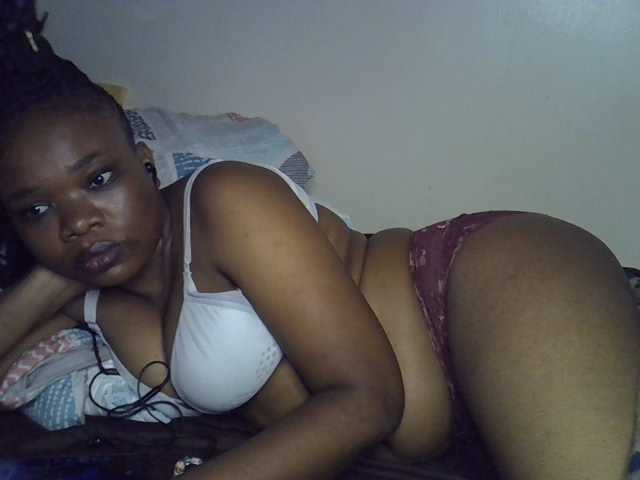 Ebonybootygirl