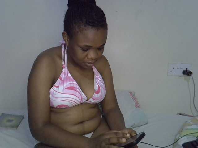 Ebonybootygirl live cam on BongaCams
