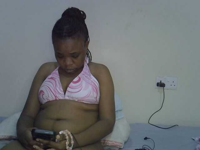 Ebonybootygirl live cam on BongaCams
