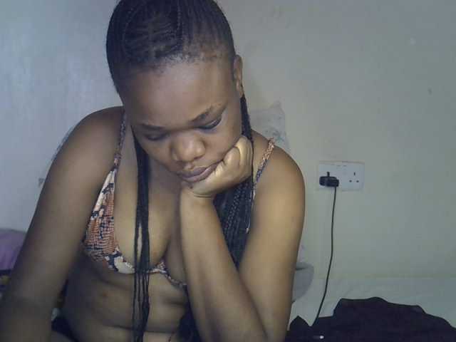 Ebonybootygirl live webcam show