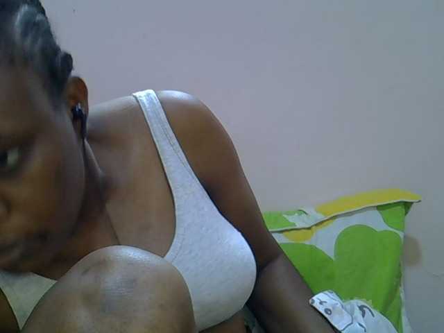 Ebonybootygirl live cam on BongaCams