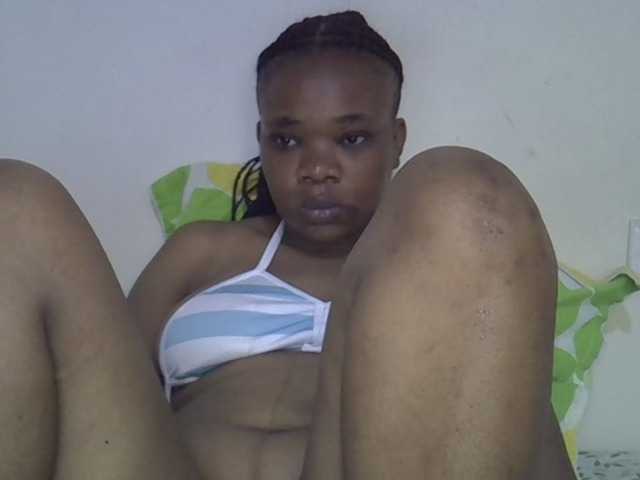 Ebonybootygirl live cam on BongaCams