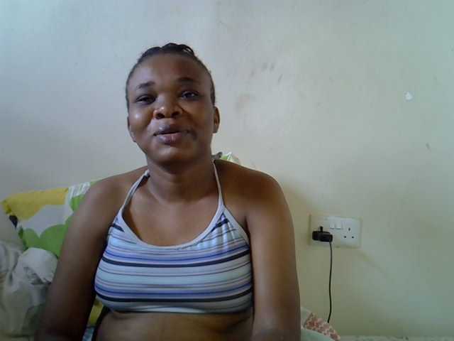 Ebonybootygirl live webcam show