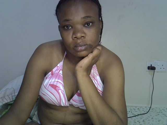 Ebonybootygirl live webcam show